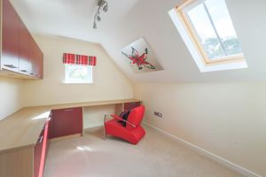 Photo 8- click for photo gallery